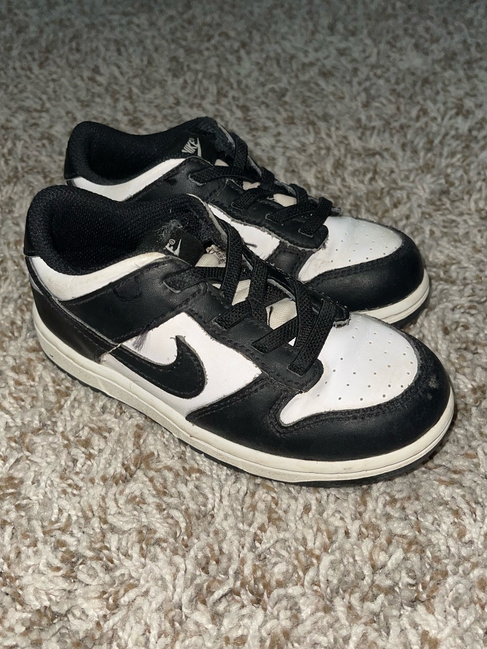 Nike shoes 8c